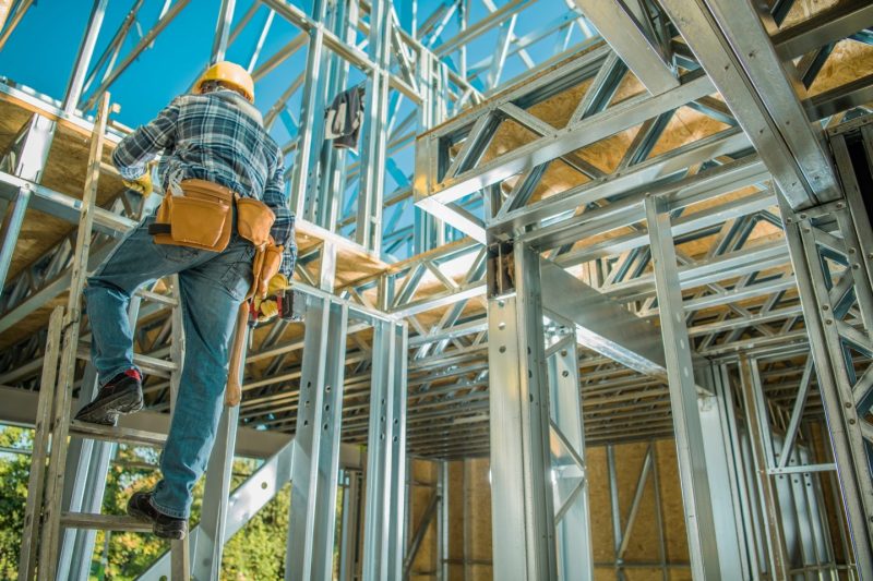 caucasian-steel-frame-worker-e1600423562844.jpg caucasian-steel-frame-worker-e1600423562844.jpg
